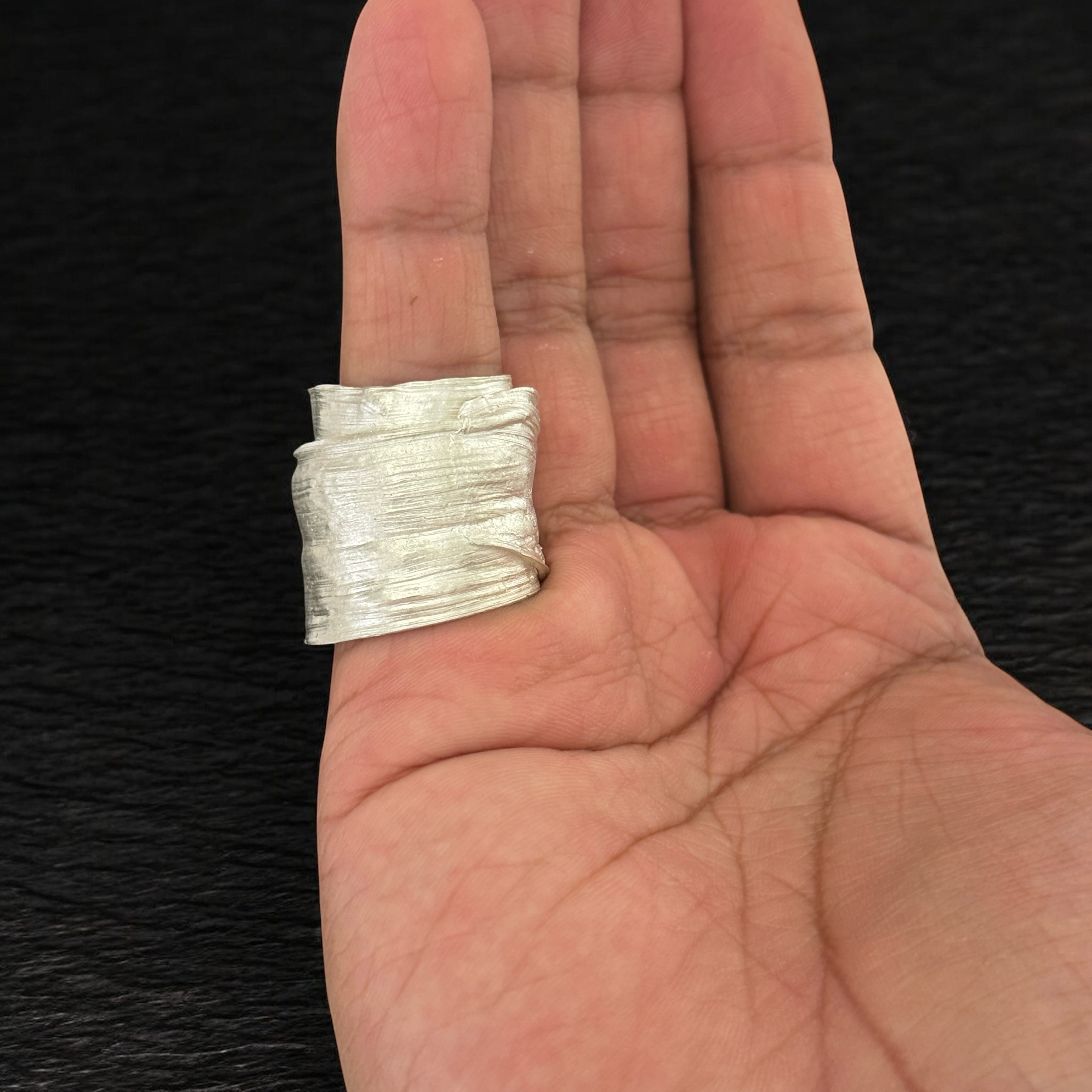 Anillo Aka