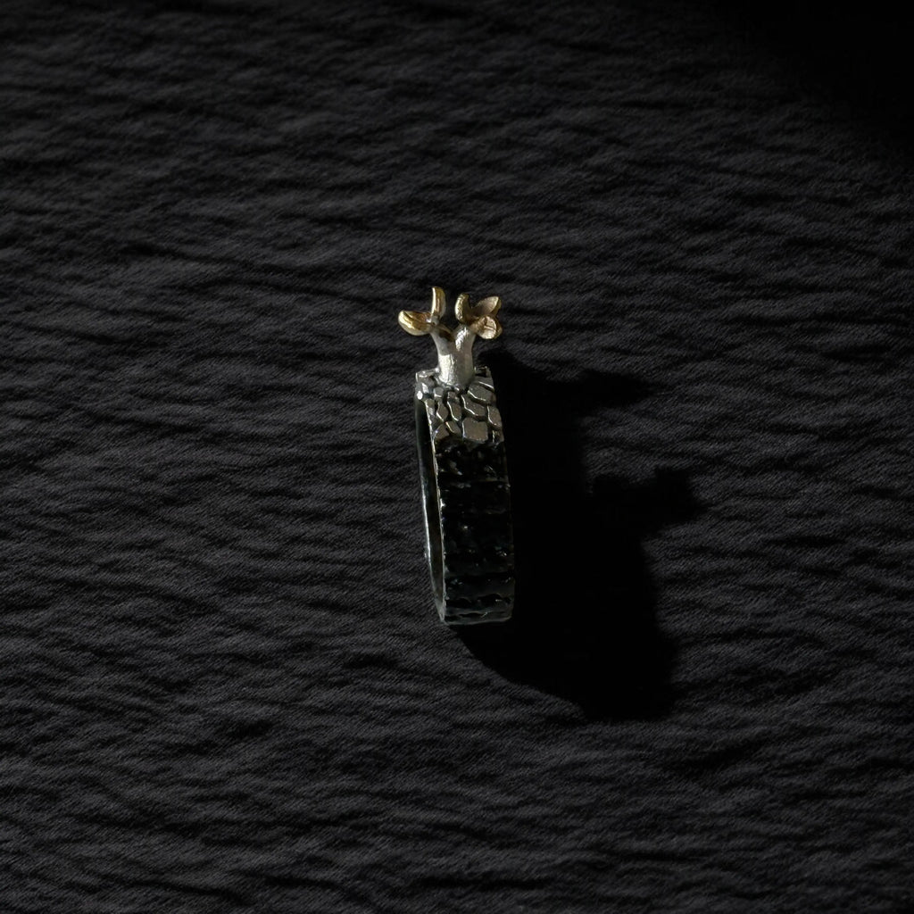 Anillo Brote de herida — Plata