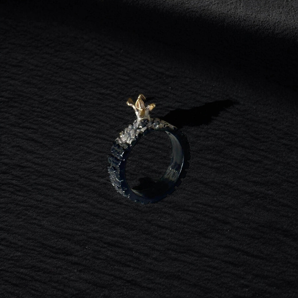 Anillo Brote de herida — Plata