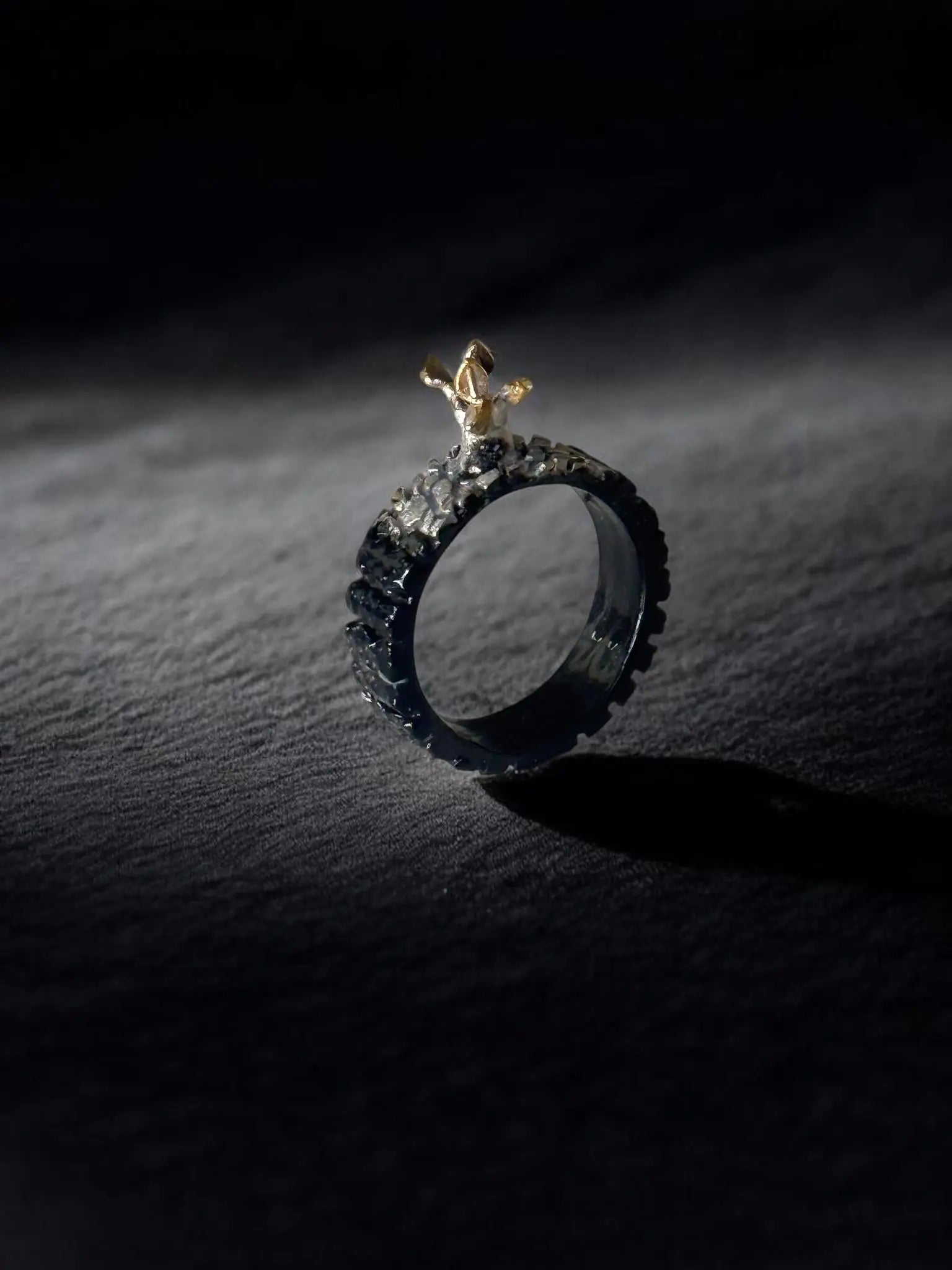 Anillo Brote de herida — Plata