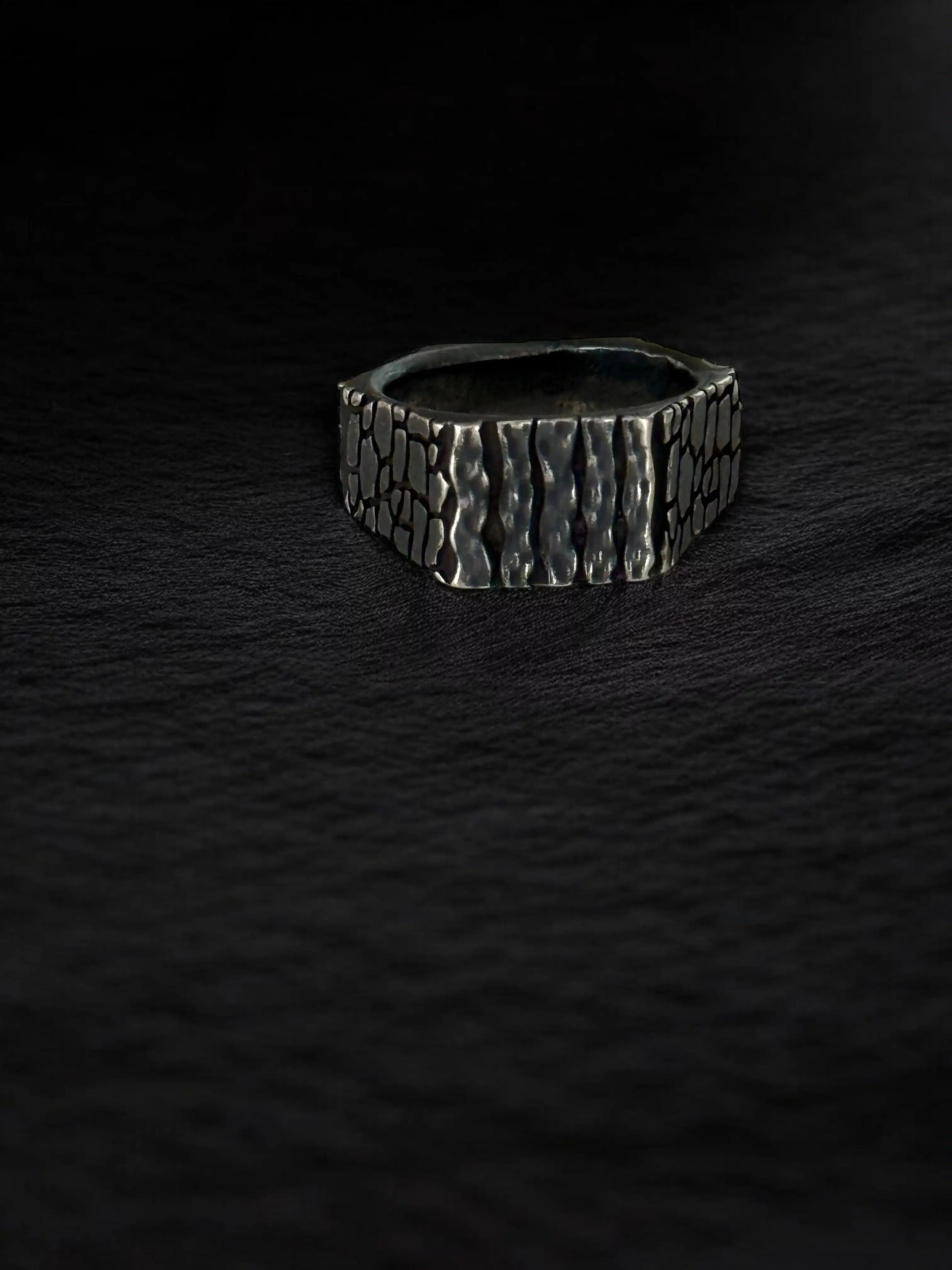 Anillo Sexto Lamento — Plata