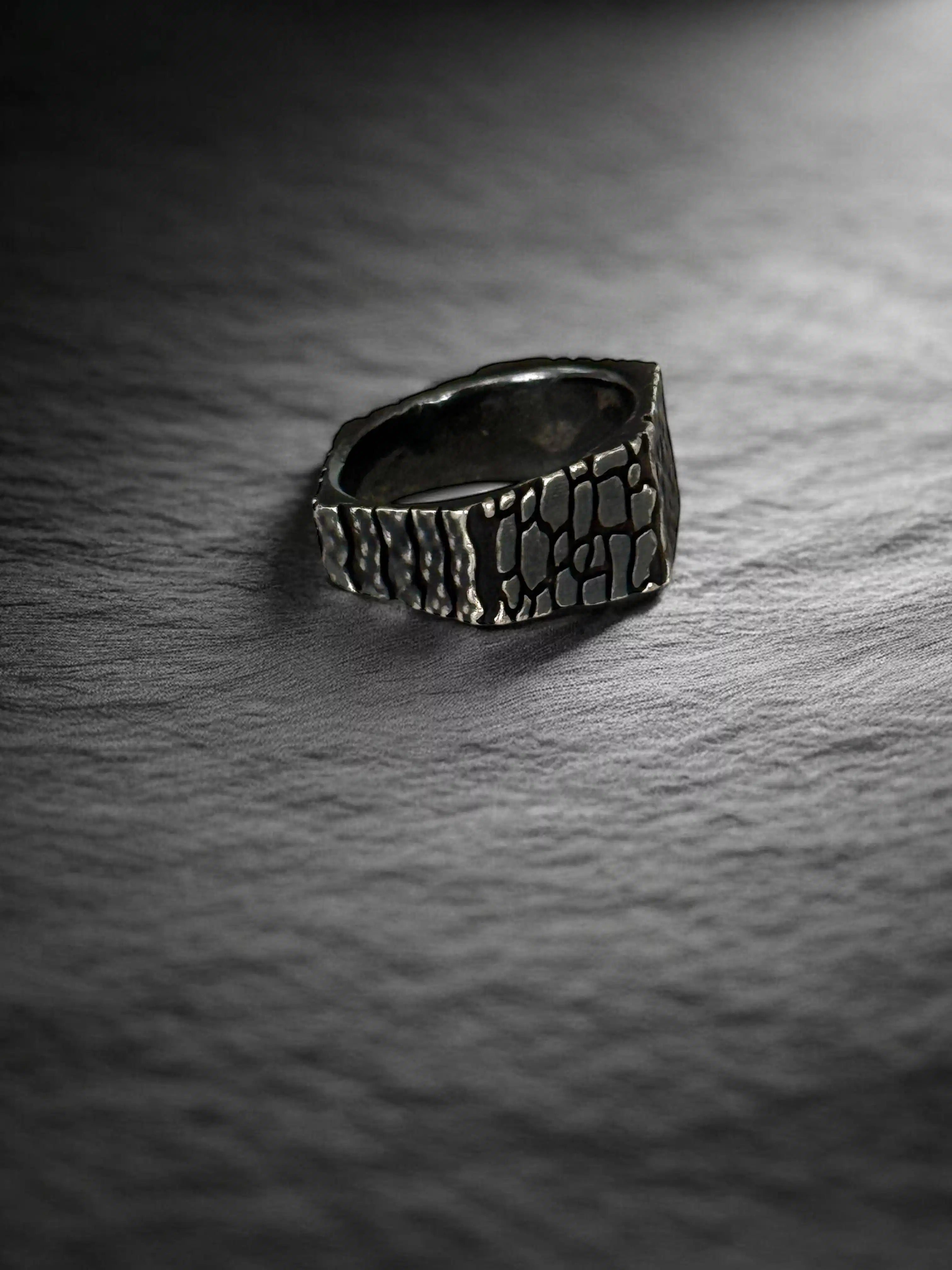 Anillo Sexto Lamento — Plata