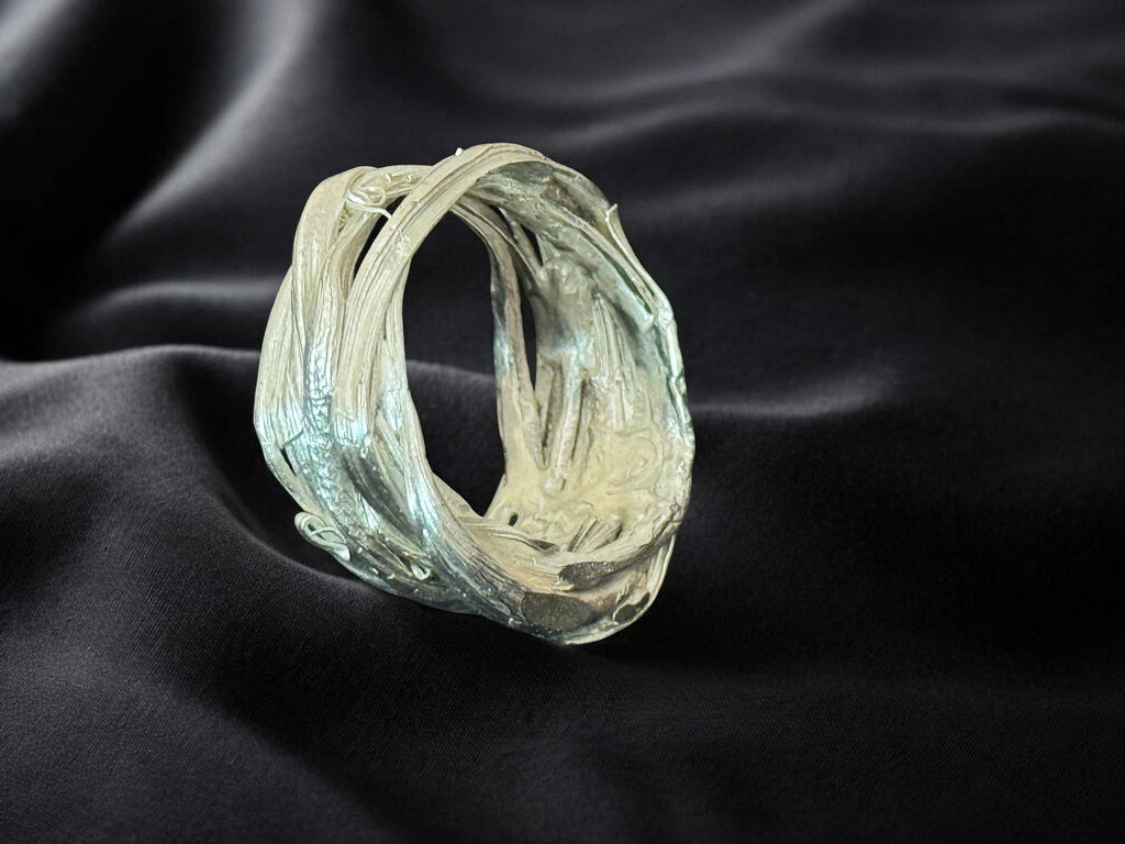 Anillo Amami