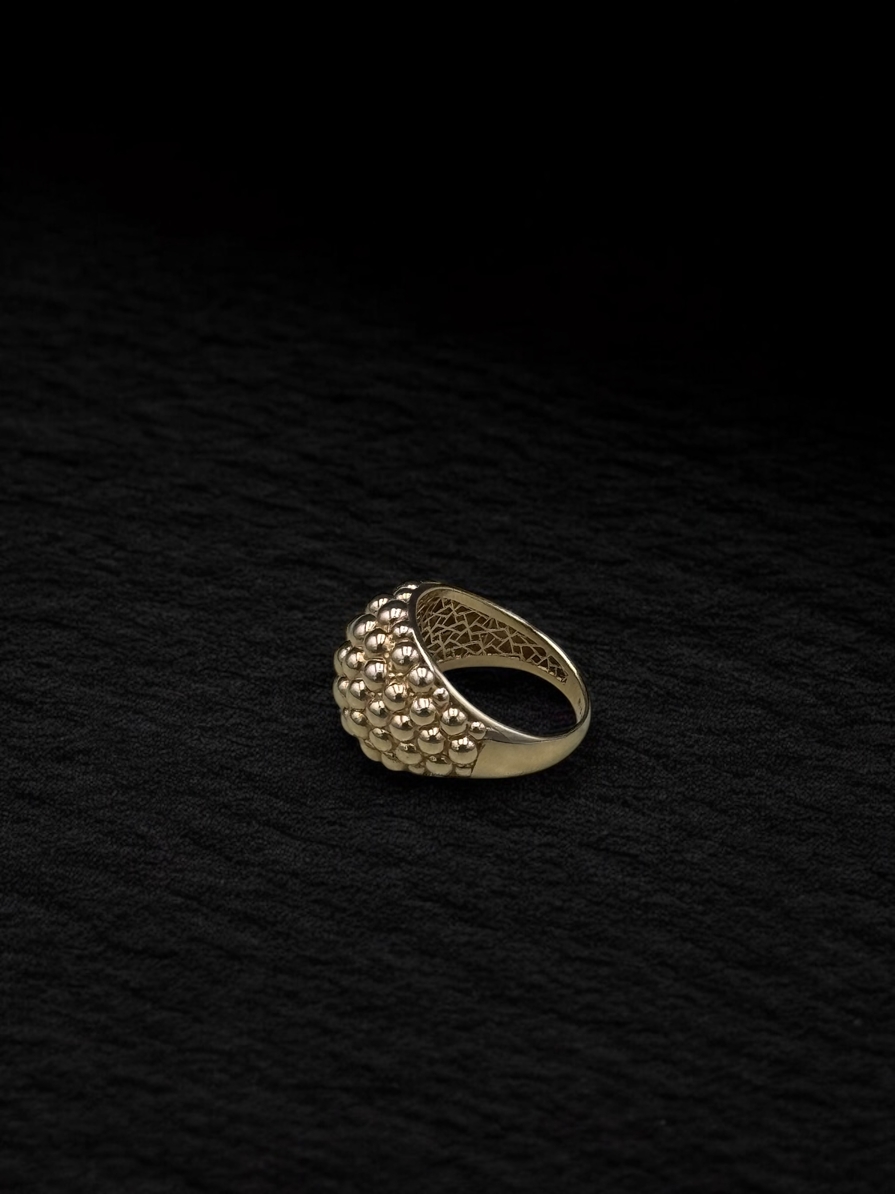 Anillo oro bolas
