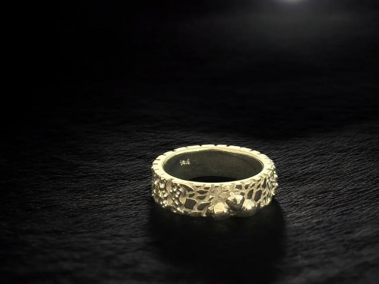 Anillo Brote de agonía — Oro blanco