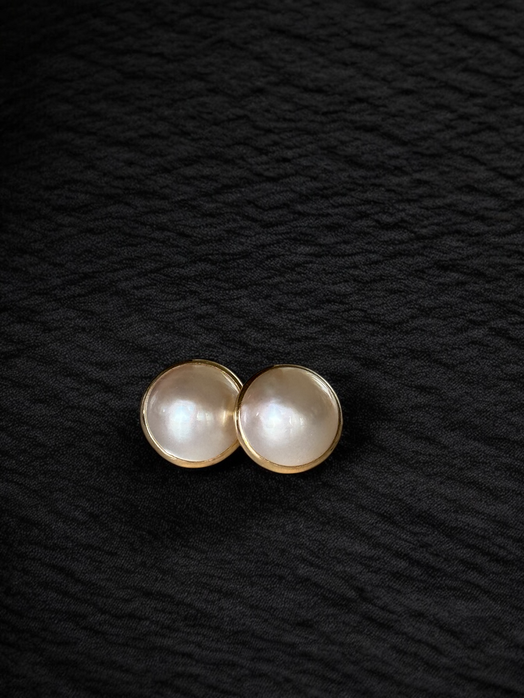 Aretes perla MABE en oro