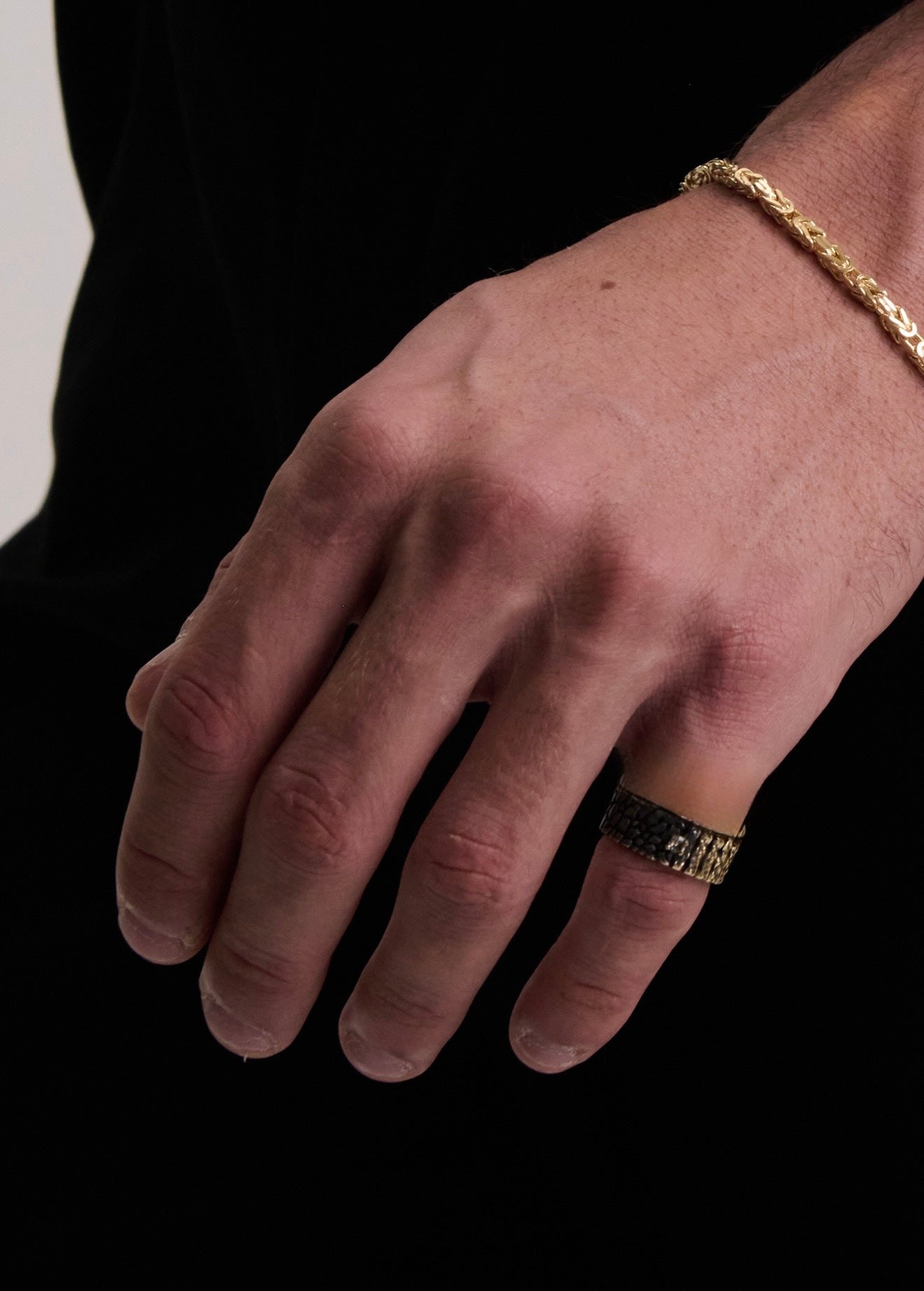 Anillo el origen — Oro amarillo