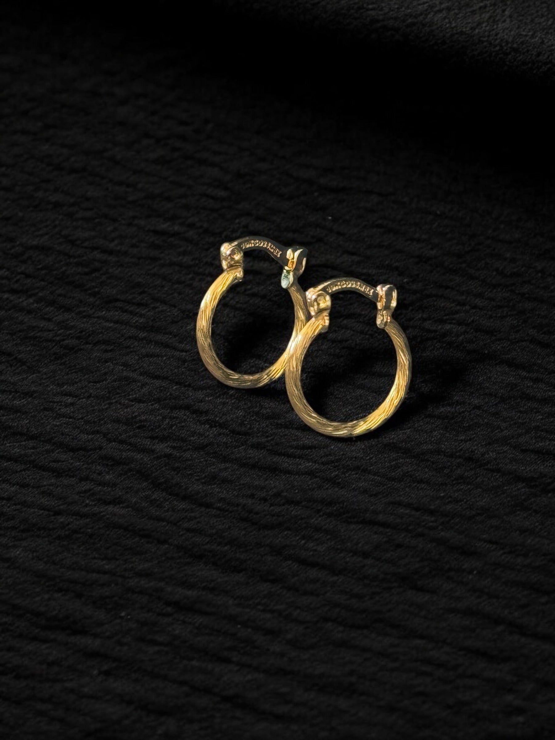 Arracadas simples en oro