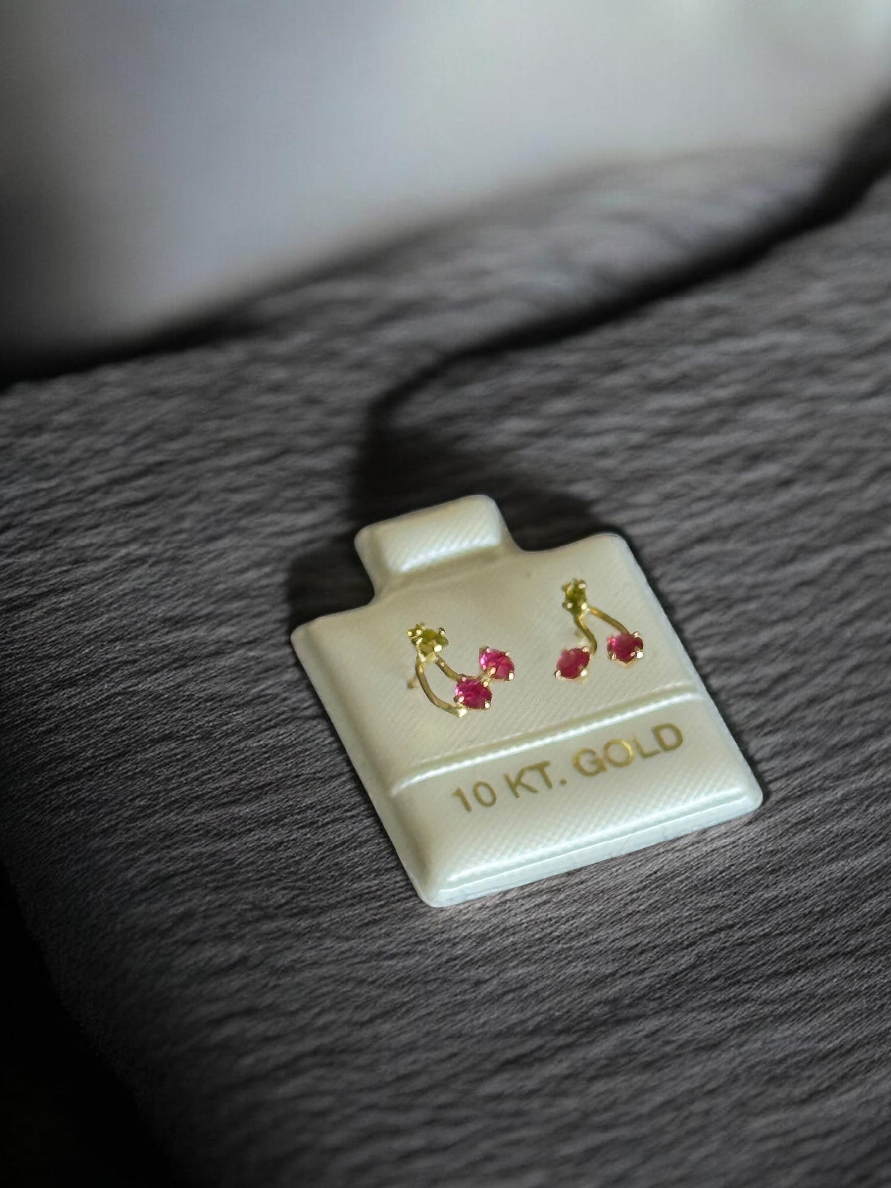 Broqueles oro cerezo
