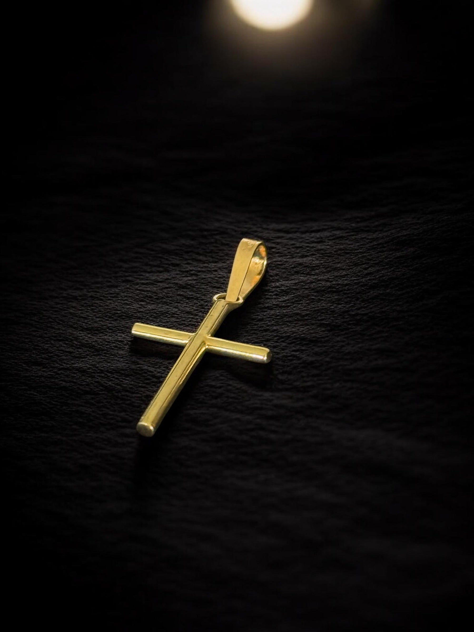 Cruz oro cilindrica