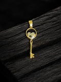 Dije llave oro blanco y amarillo