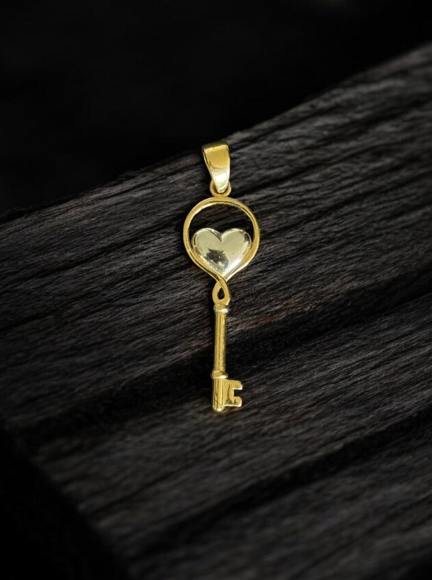 Dije llave oro blanco y amarillo