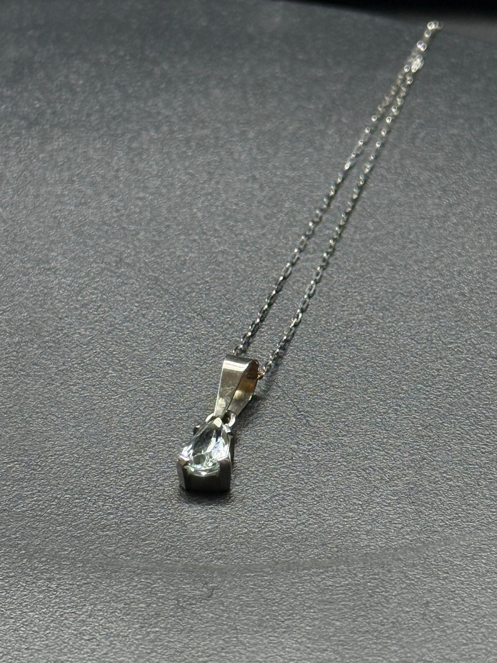 Collar aguamarina en oro