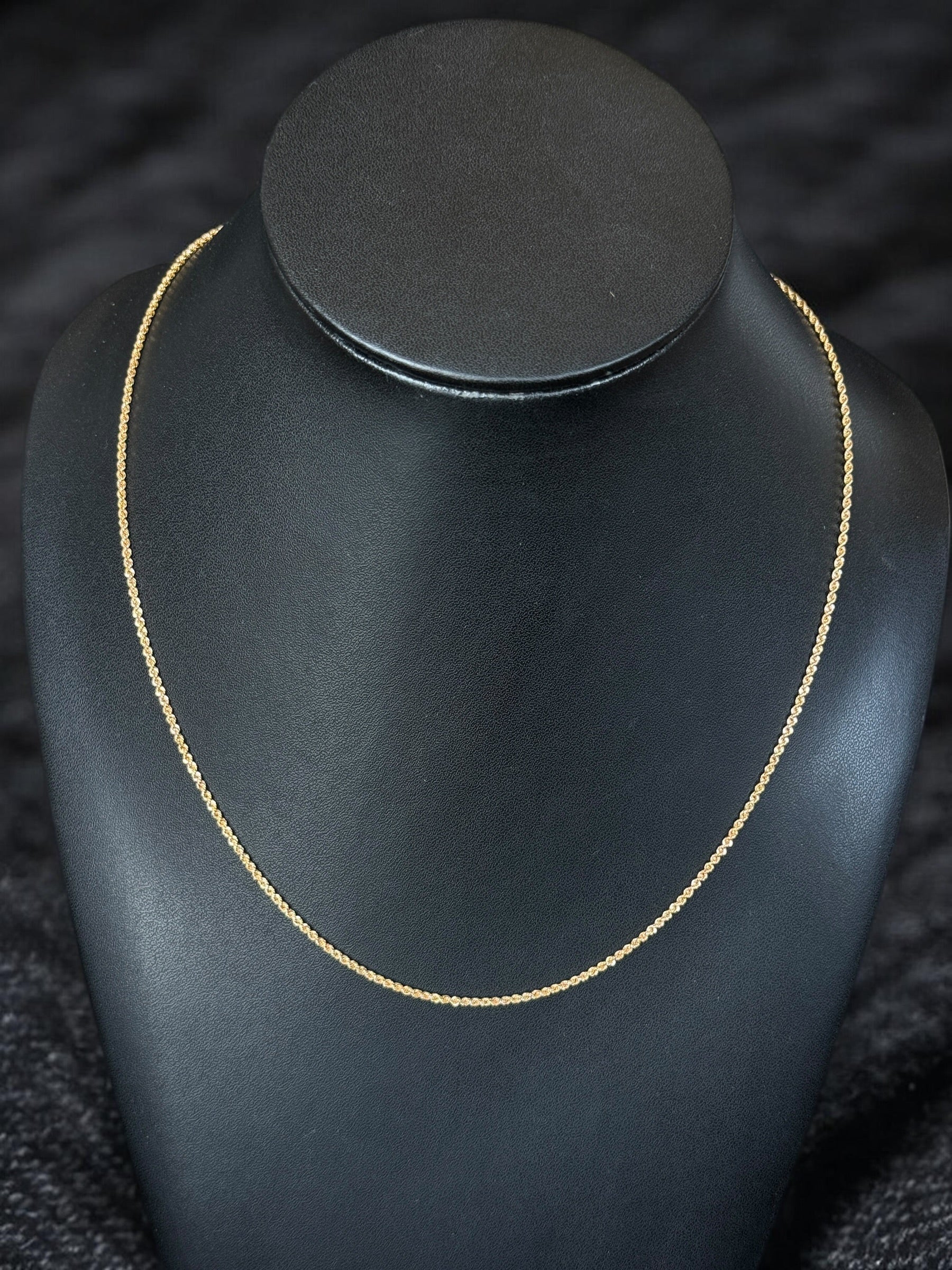 Cadena oro torsal delgada 2