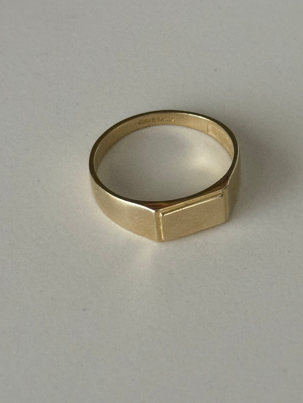 Anillo oro caballero
