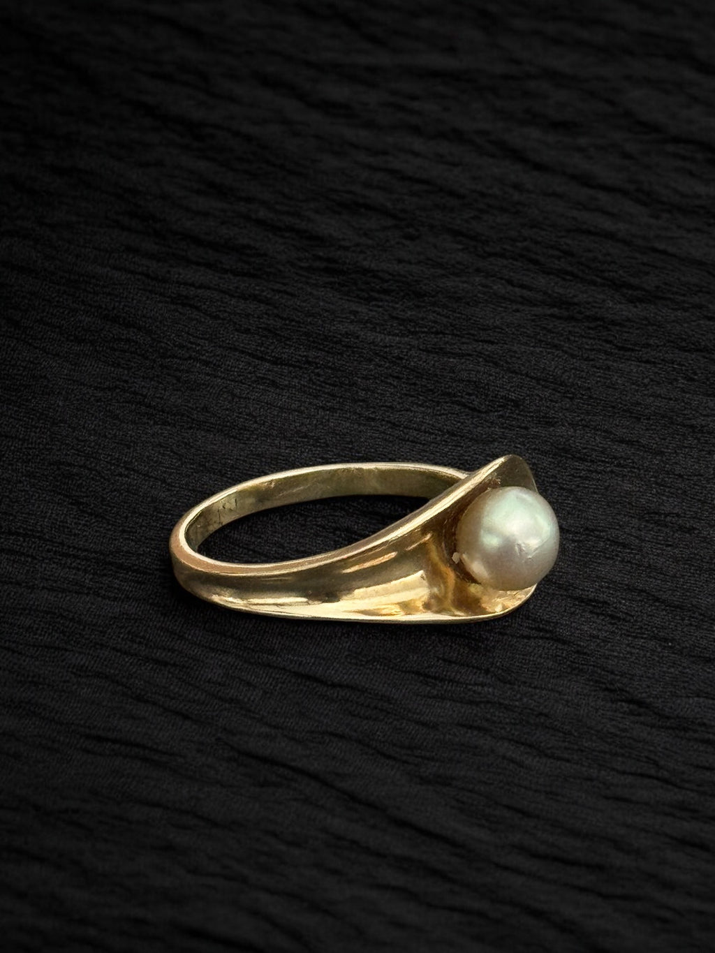 Anillo oro con perla