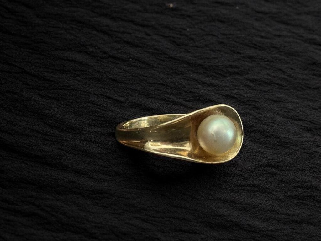 Anillo oro con perla