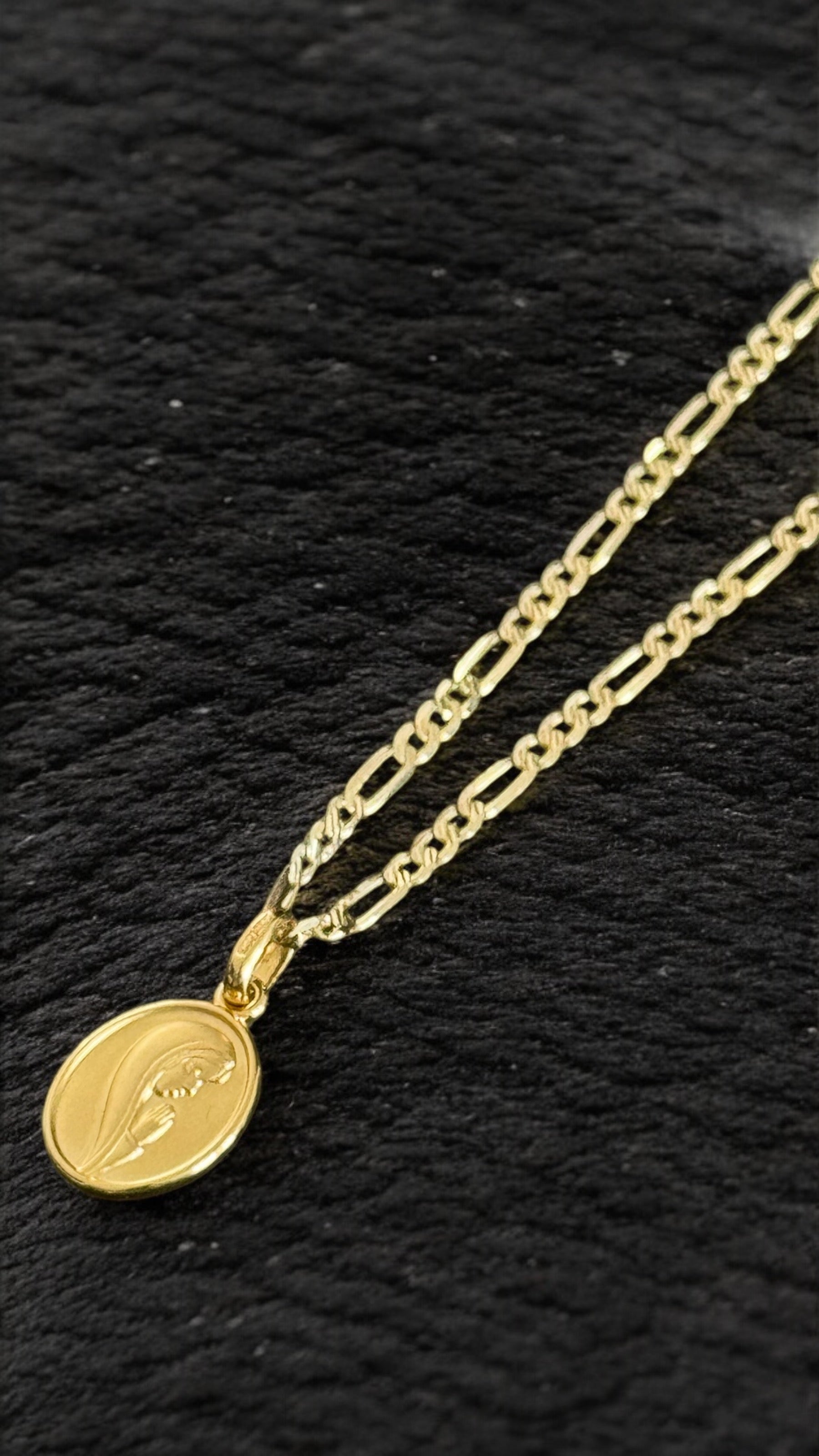 Cadena estilo cartier