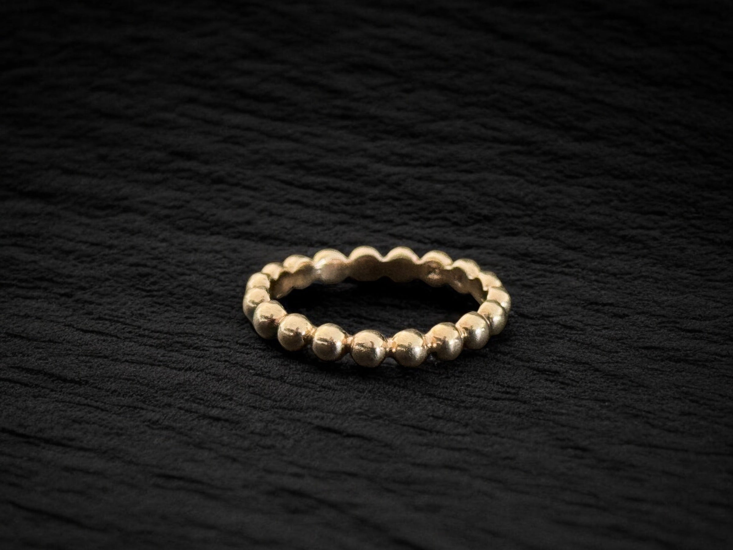 Anillo oro rosado bolas