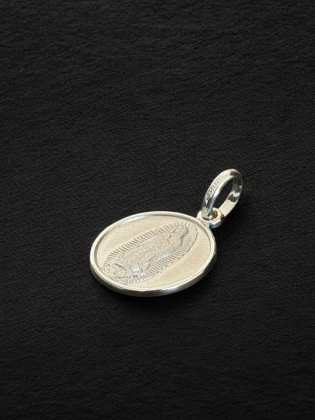 Dije virgen de Guadalupe oro