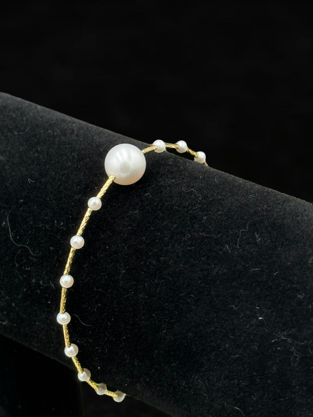 Pulsera oro con perlas