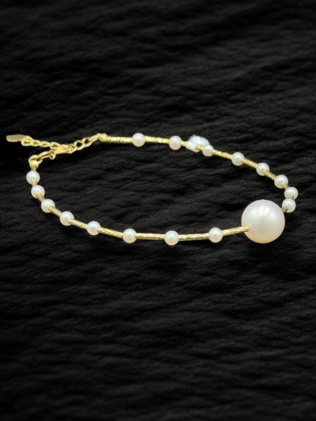 Pulsera oro con perlas