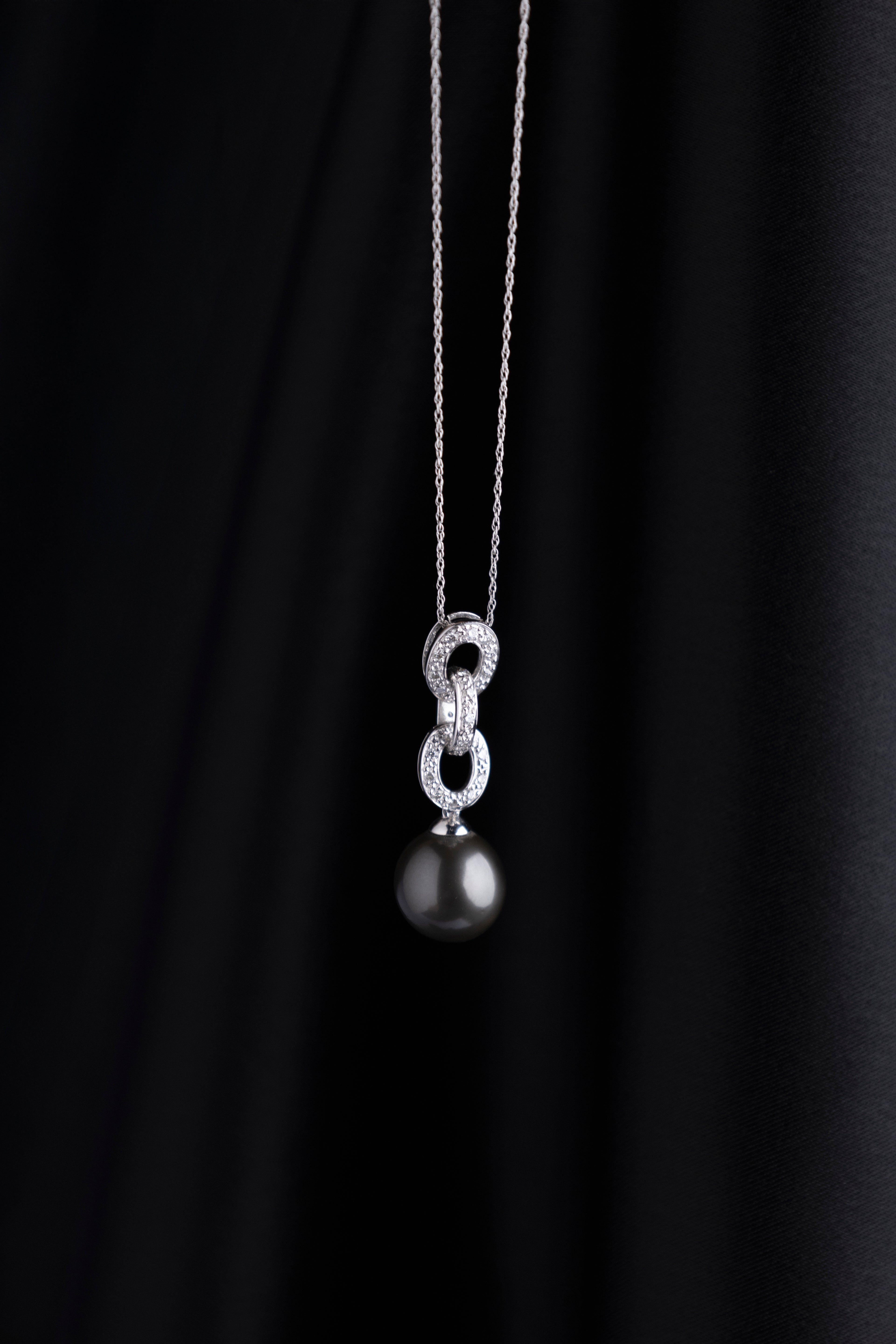 Collar Perla Tahití con Diamantes