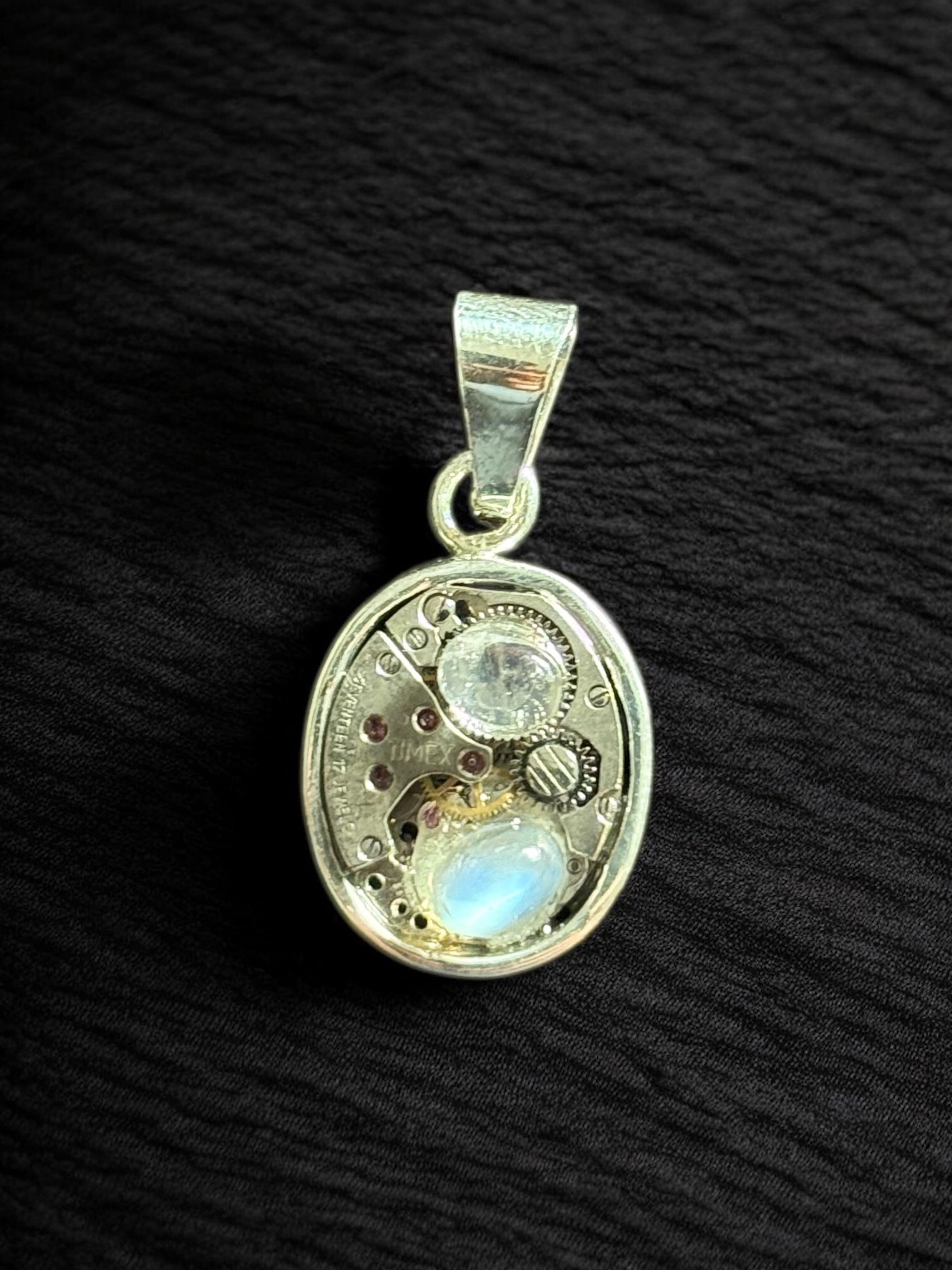Dije reloj 2 Piedras luna