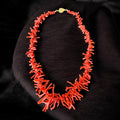 Collar de coral broche oro
