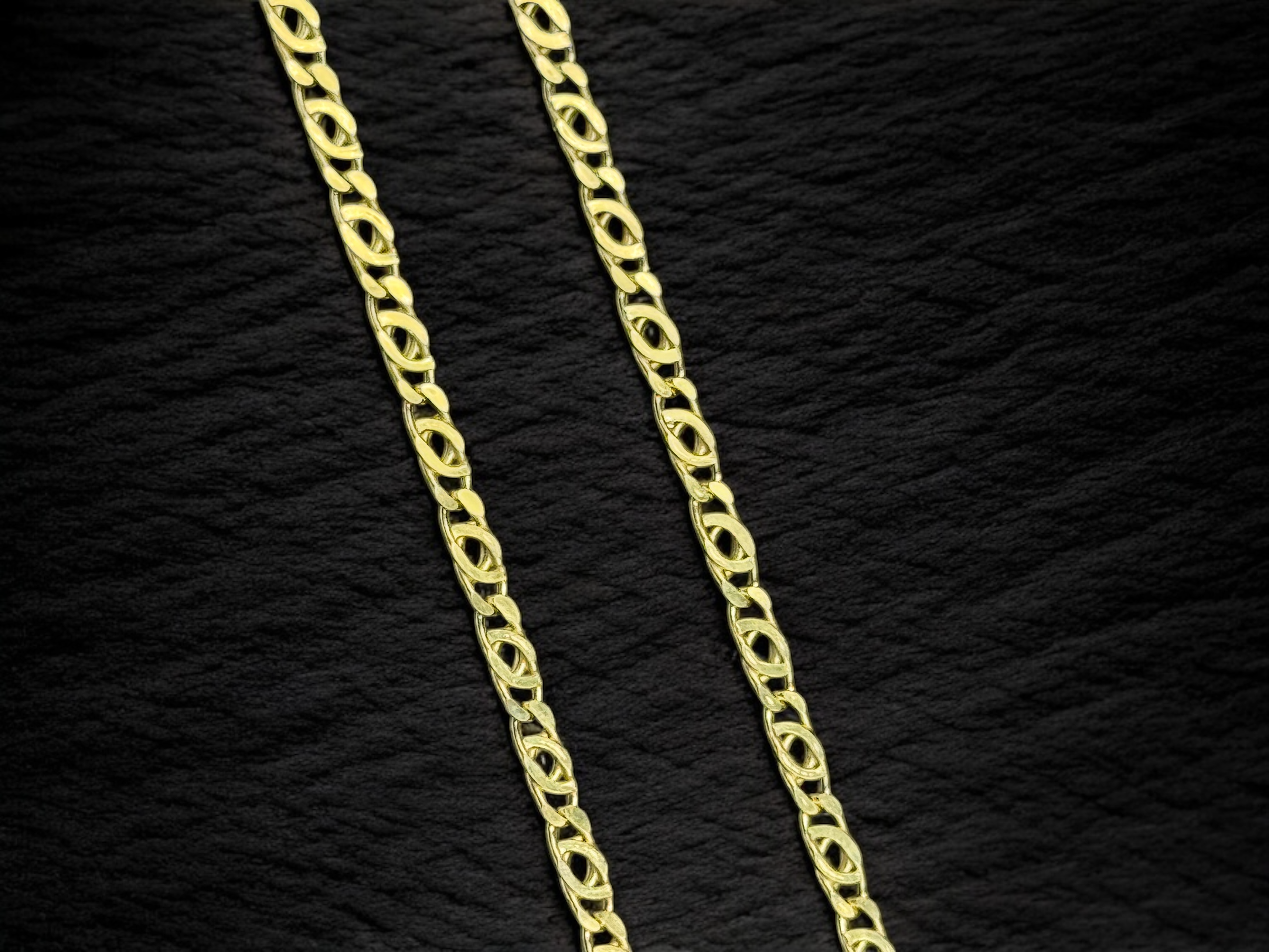 Cadena ojo de pollo oro