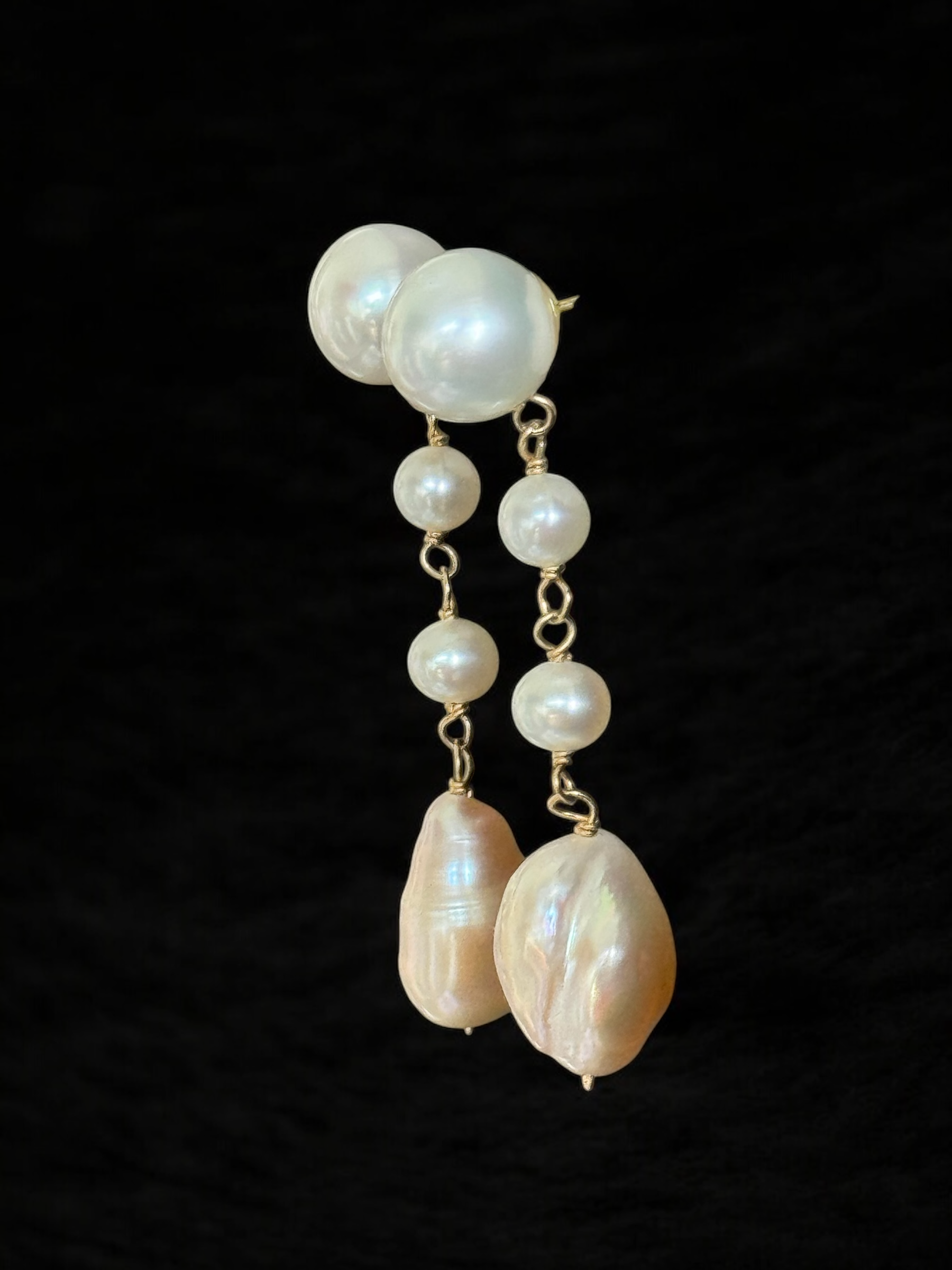 Aretes de oro con perlas