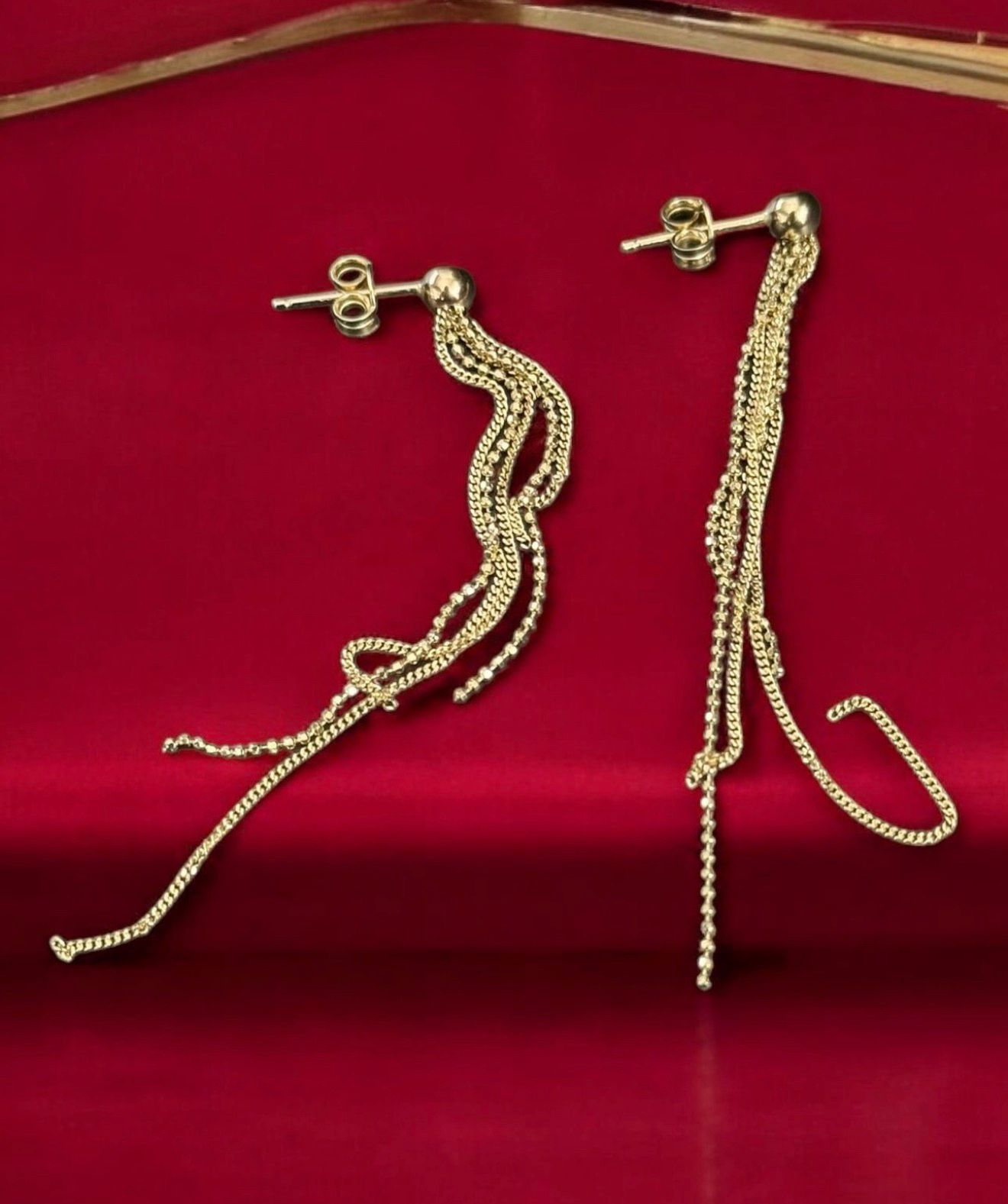 Aretes en oro largos