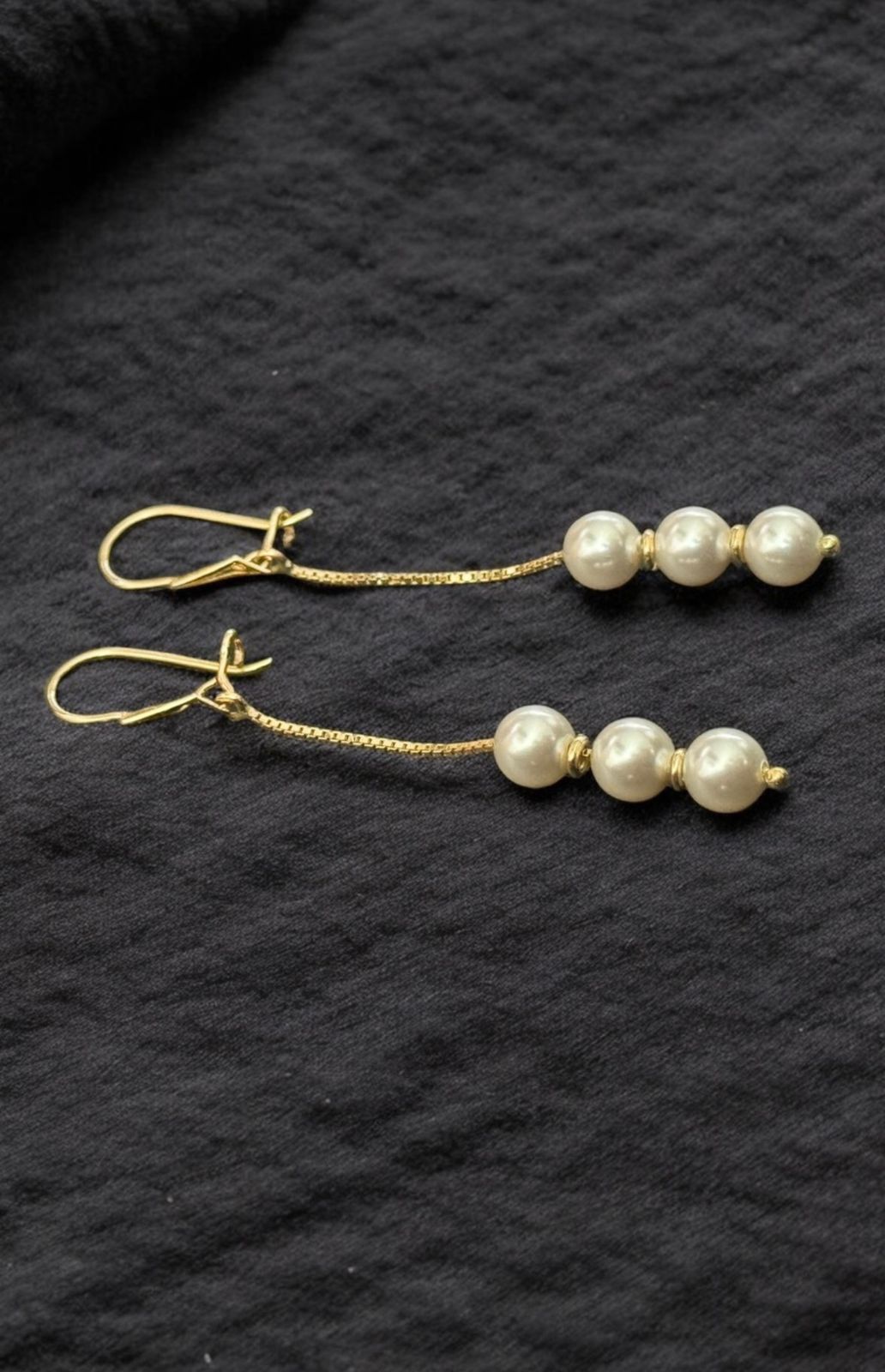 Aretes oro con 3 perlas