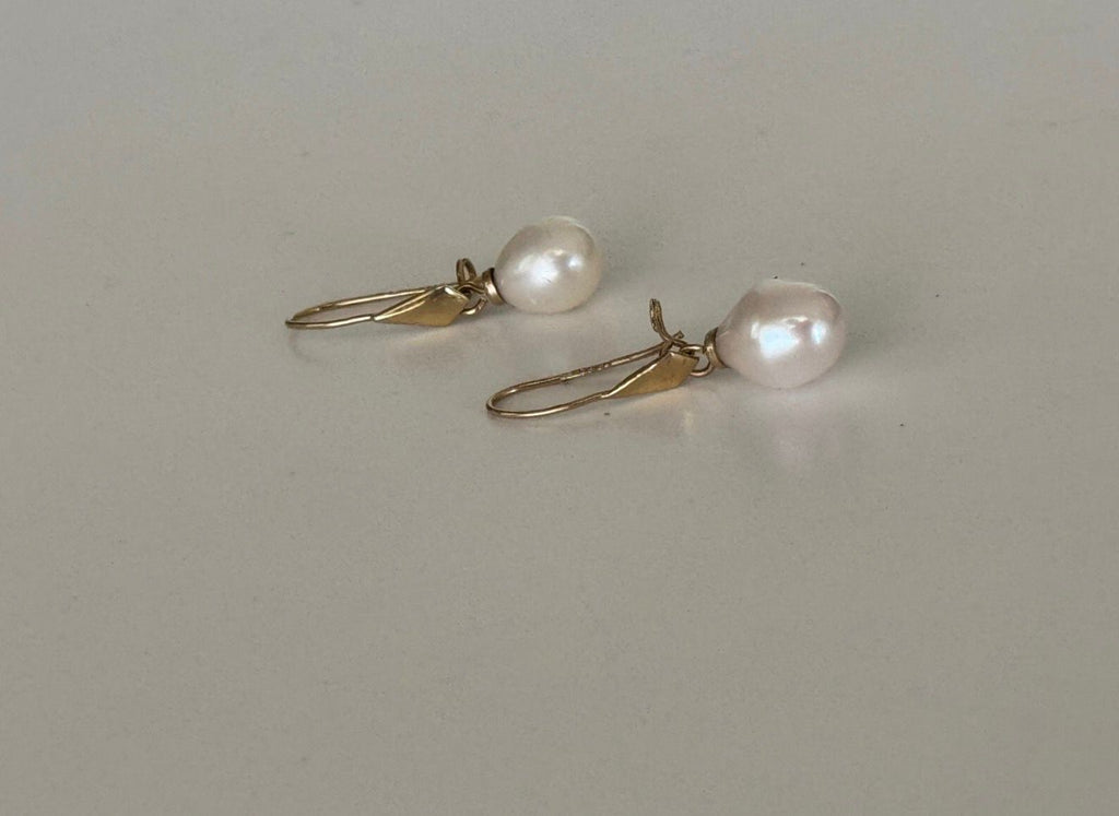 Aretes de perla en oro .1
